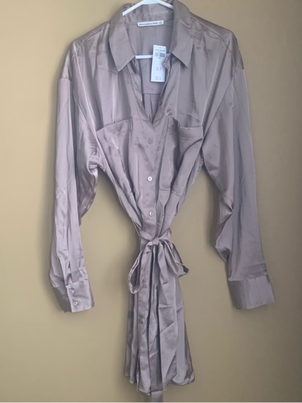 NWT Abercrombie and Fitch Lrg